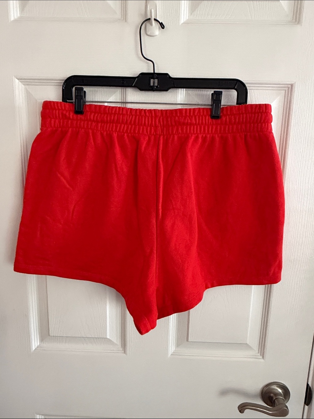 GAP Red Elastic Waist Athletic Shorts - Picture 3 of 4